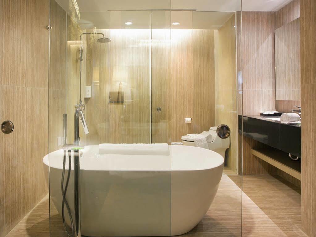 Hotel Grand Zuri Muara Enim Екстер'єр фото